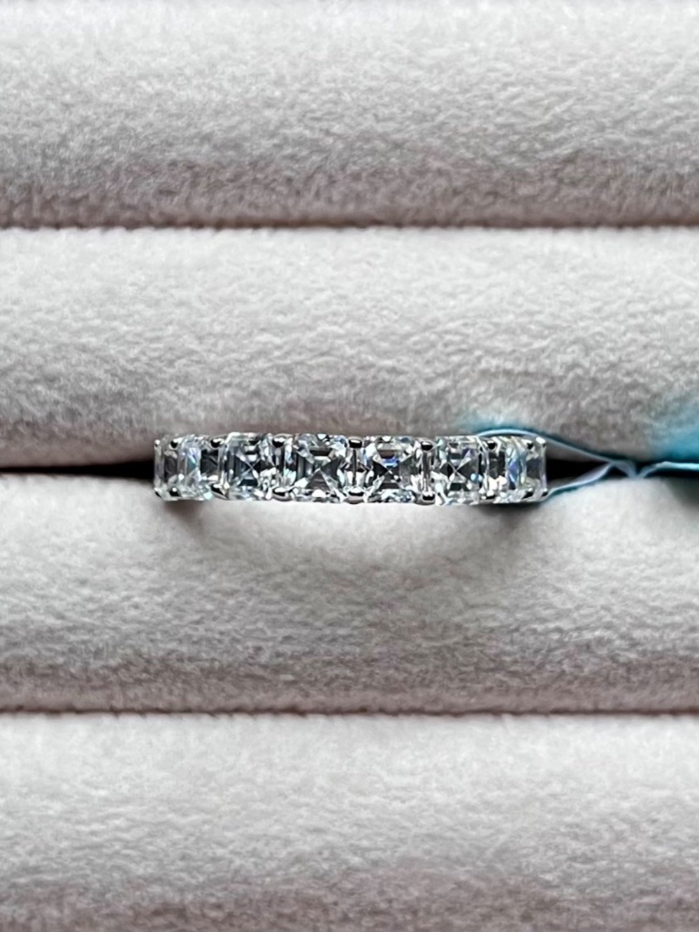 R123 | Moissanite Asscher-Cut Eternity Band